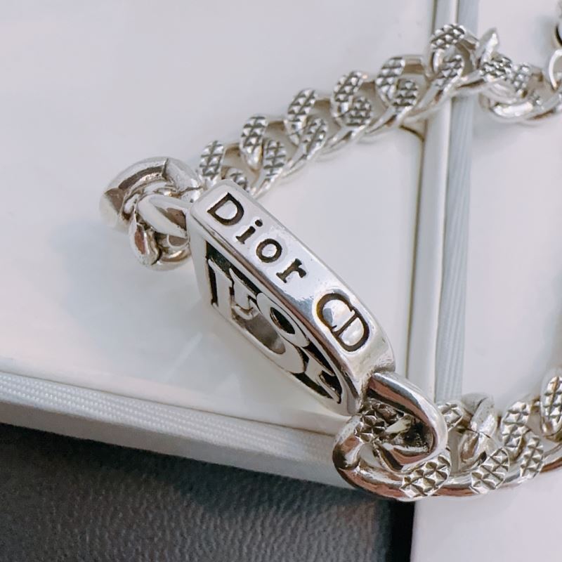 chr1st1an D10r bracelets